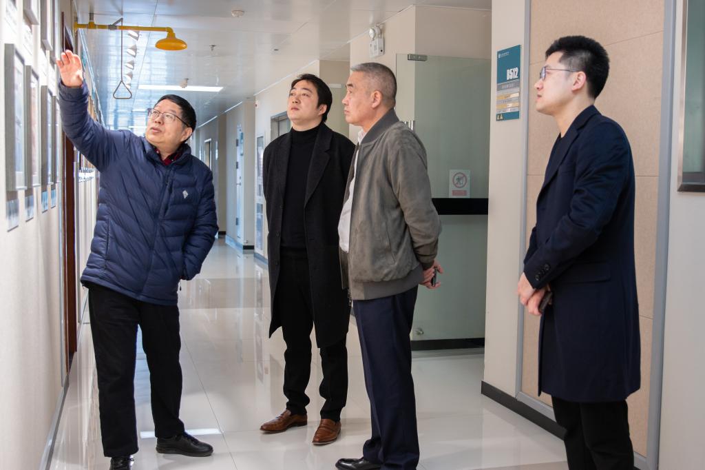 創新驅動未來，科技賦能健康 浙江中堅科技股份董事長吳明根一行蒞臨未來食品科學中心參觀交流